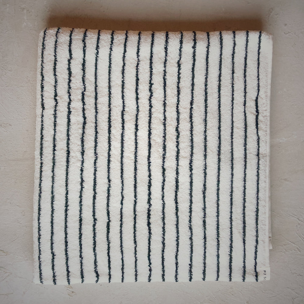 STRIPED HAND TOWEL