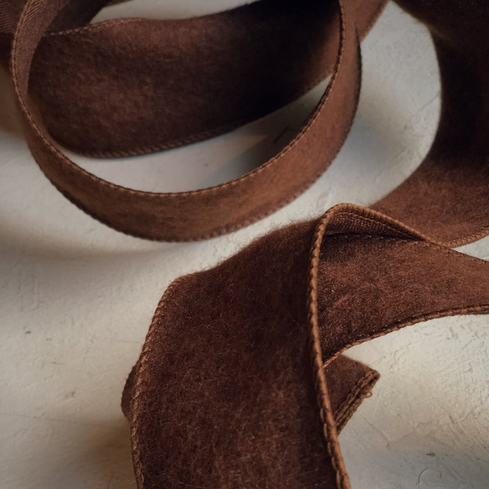 Rouleaux de ruban en jute douce - chocolat