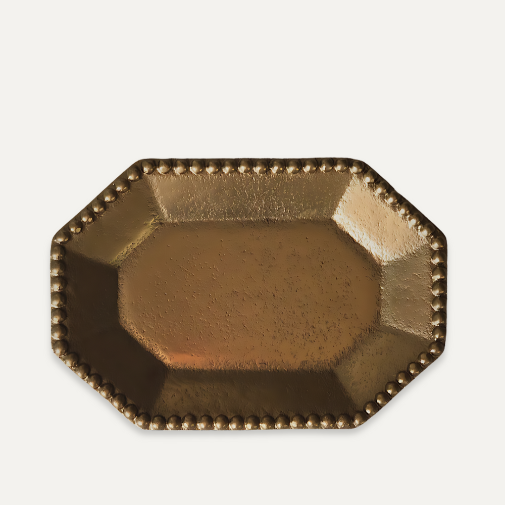 assiette de présentation plateau cuisine gourmet chic en or hexagonale