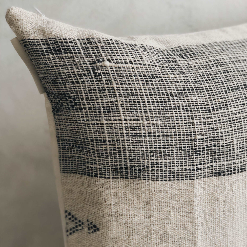 coussin en laine vintage ruffled thread québec indian wool pillow cover sur mon x