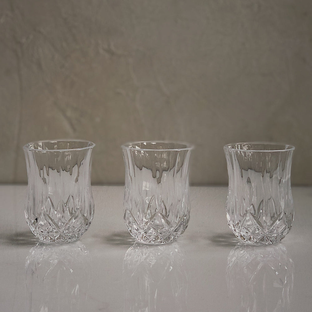 Sur mon x - curated home decor accessories Italian liqueur glass - shooter accessoire de décoration maison vintage Verre à liqueur Italien - shooter