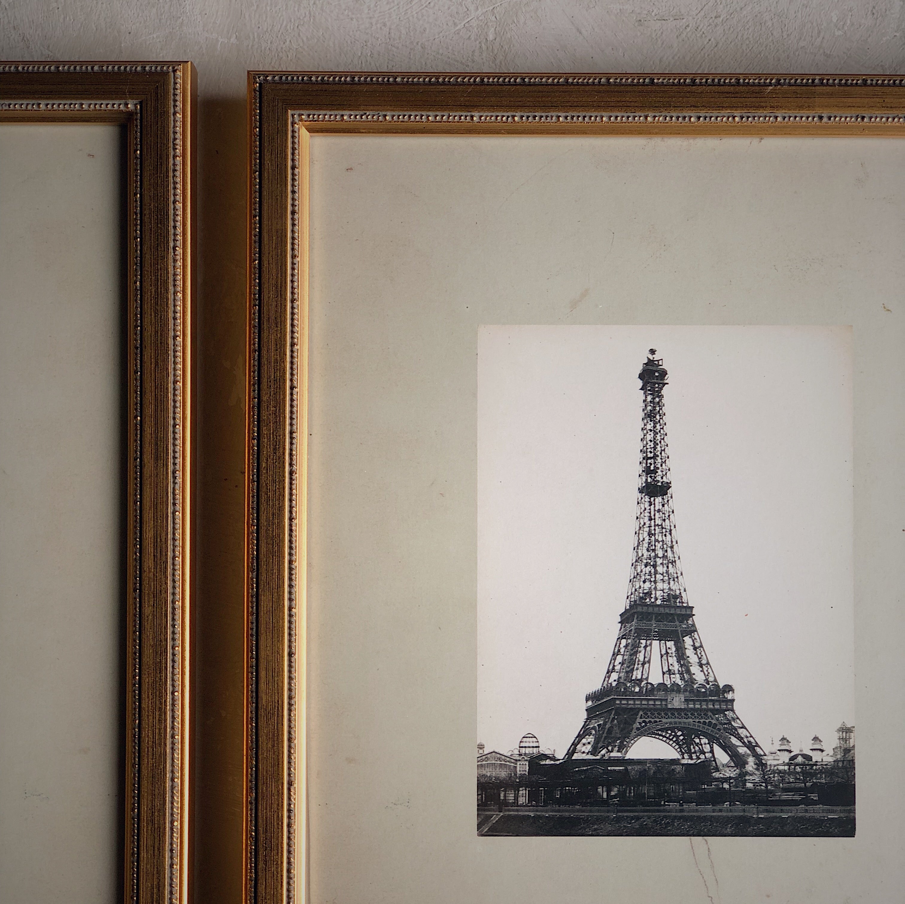 VINTAGE-INSPIRED FRAME - Paris - Architecture: The Eiffel Tower II