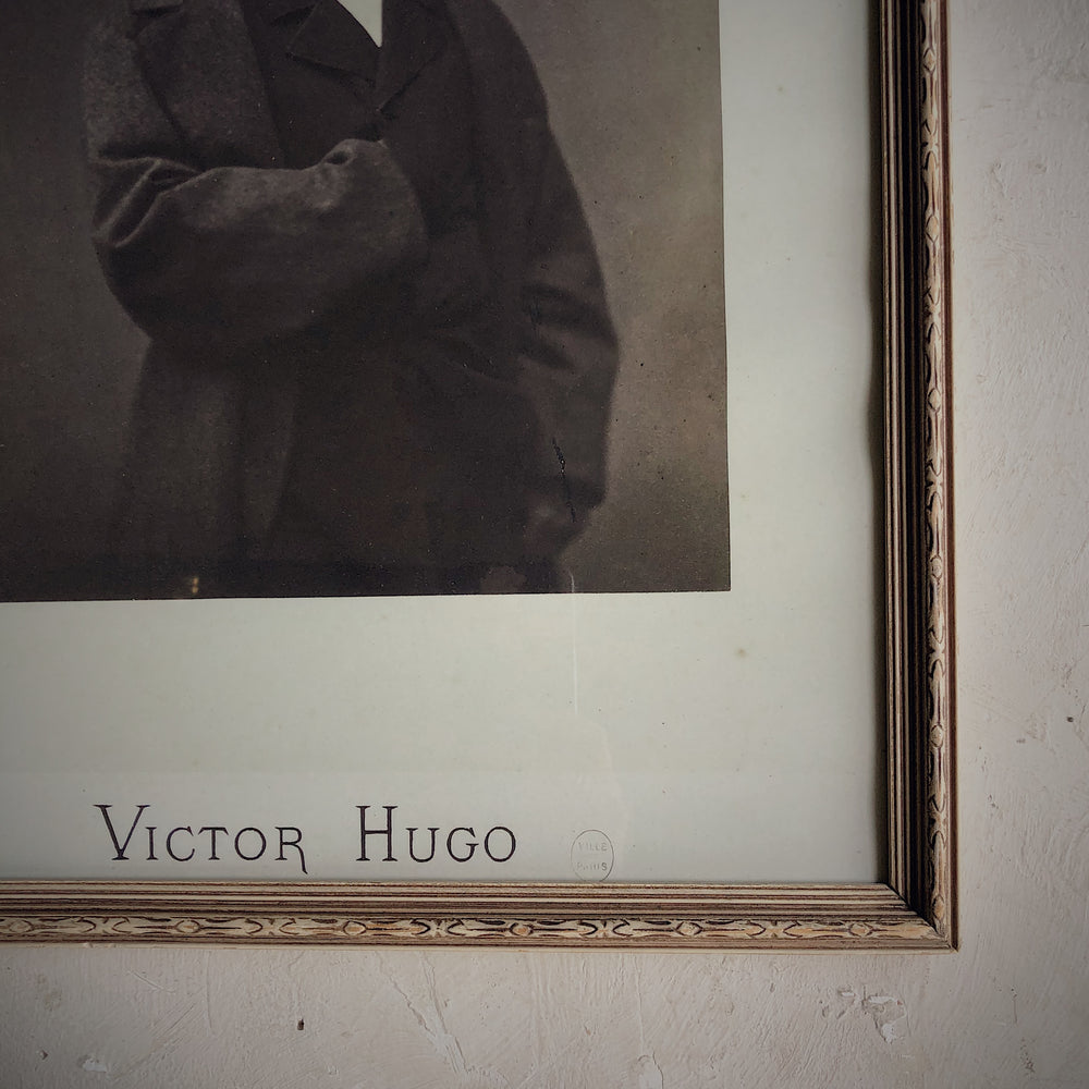 VINTAGE FRAME - Portrait of Victor Hugo