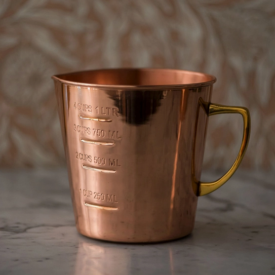 Tasse_a_mesurer_en_cuivre_-_COPPER_MEASURING_CUP_4_CUPS