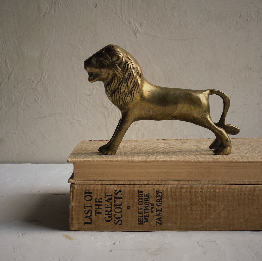 Lion en laiton vintage