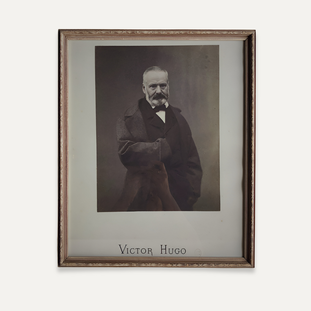 VINTAGE FRAME - Portrait of Victor Hugo