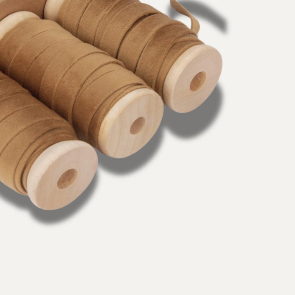 Rouleaux de ruban en velour mince - ocre