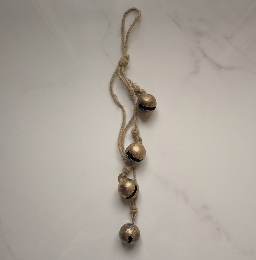 Hanging bells in antique brass 